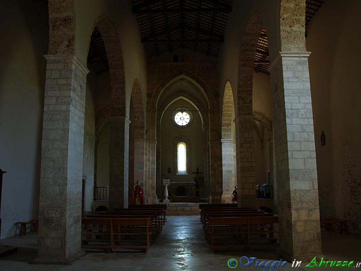 12-P5167736+.jpg - 12-P5167736+.jpg - L'abbazia di San Bartolomeo (X sec.).